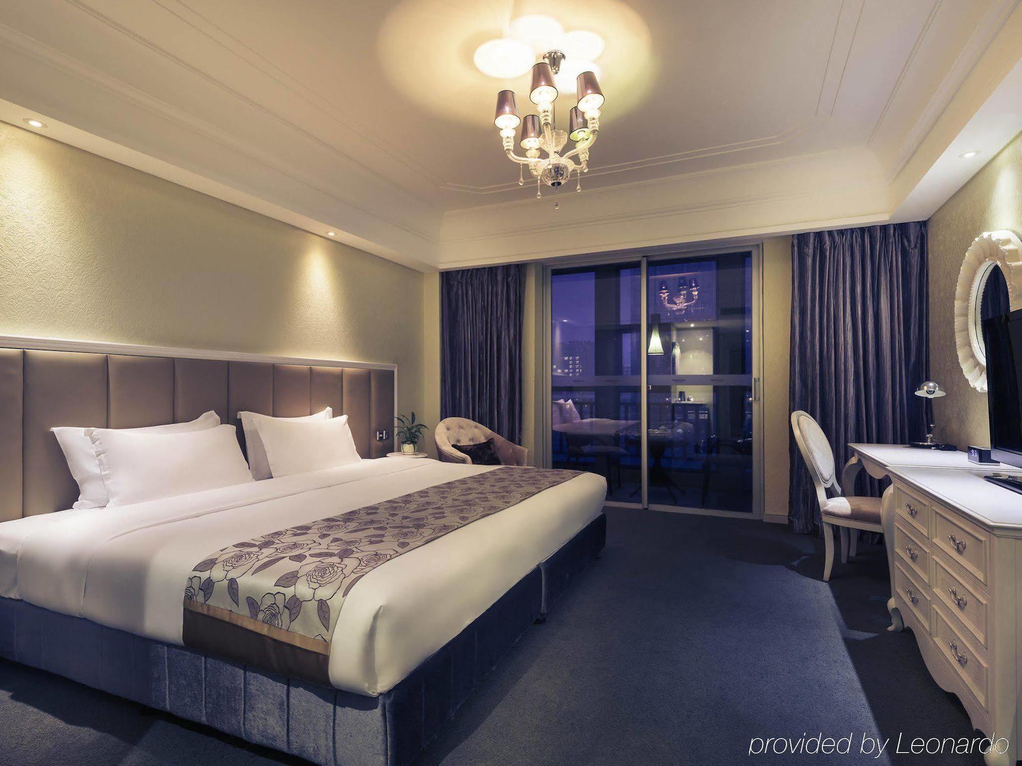 Xiamen Yilai International Apartment Hotel Exterior photo