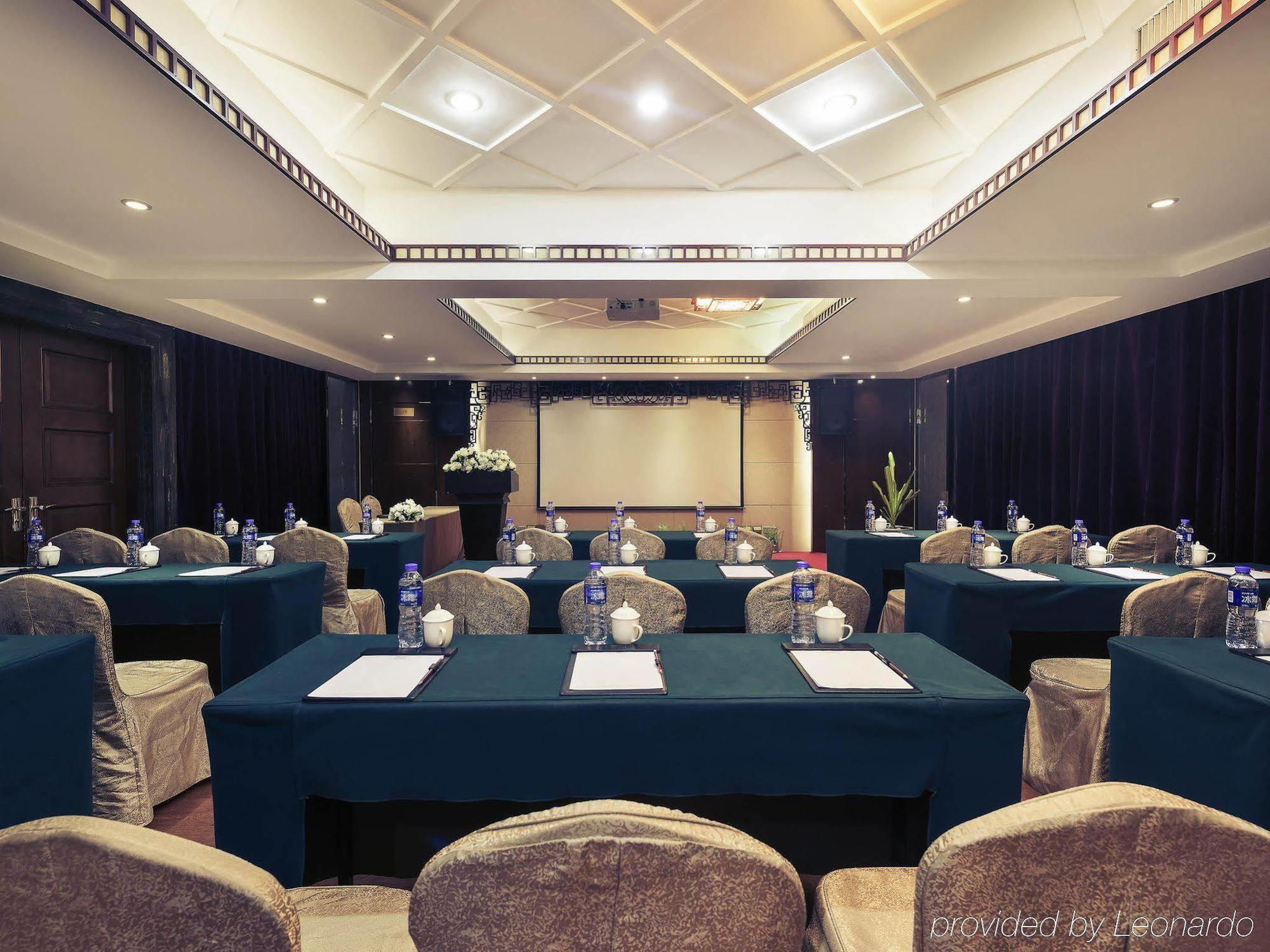 Xiamen Yilai International Apartment Hotel Exterior photo